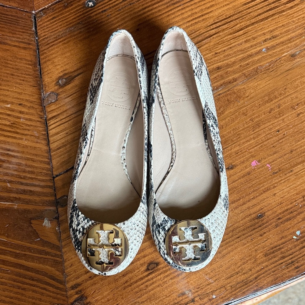 Tory Burch Snakeskin ballet flats - Black and Cream